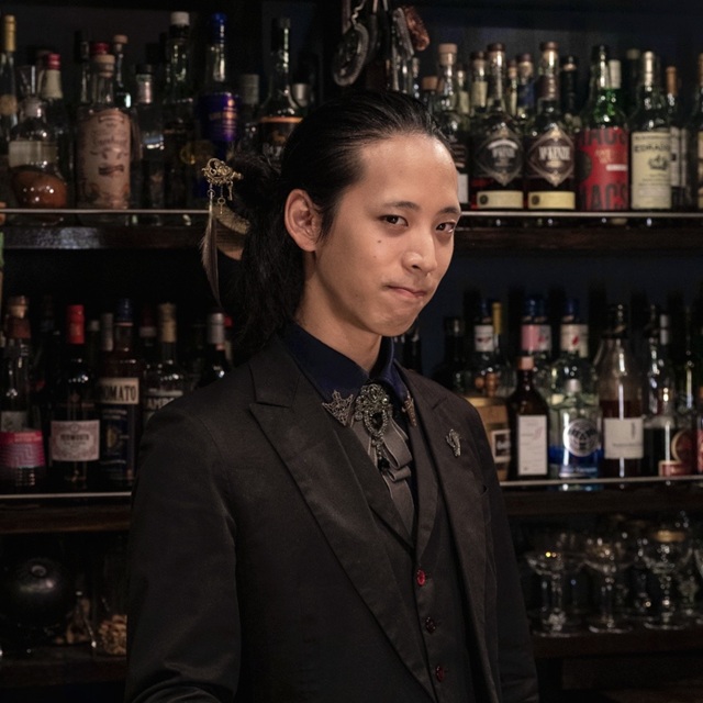 About Cocktail Bar Raven and Koki Ito